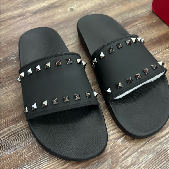 Valentino Rockstud Slides - Picture 1 of 8